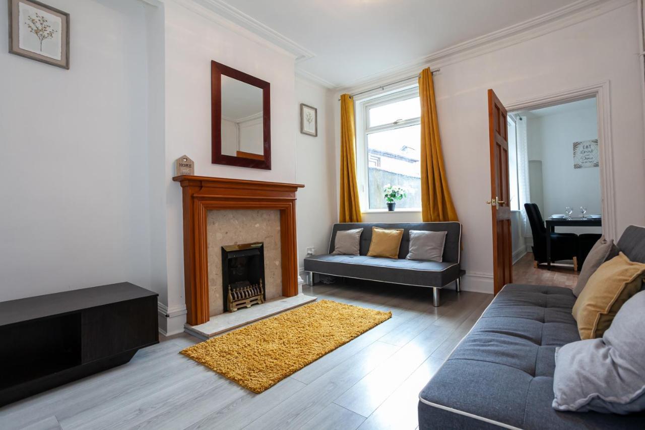 Stay Comfortable-City Centre Location- Sleeps Up To 9 Stoke-on-Trent Luaran gambar