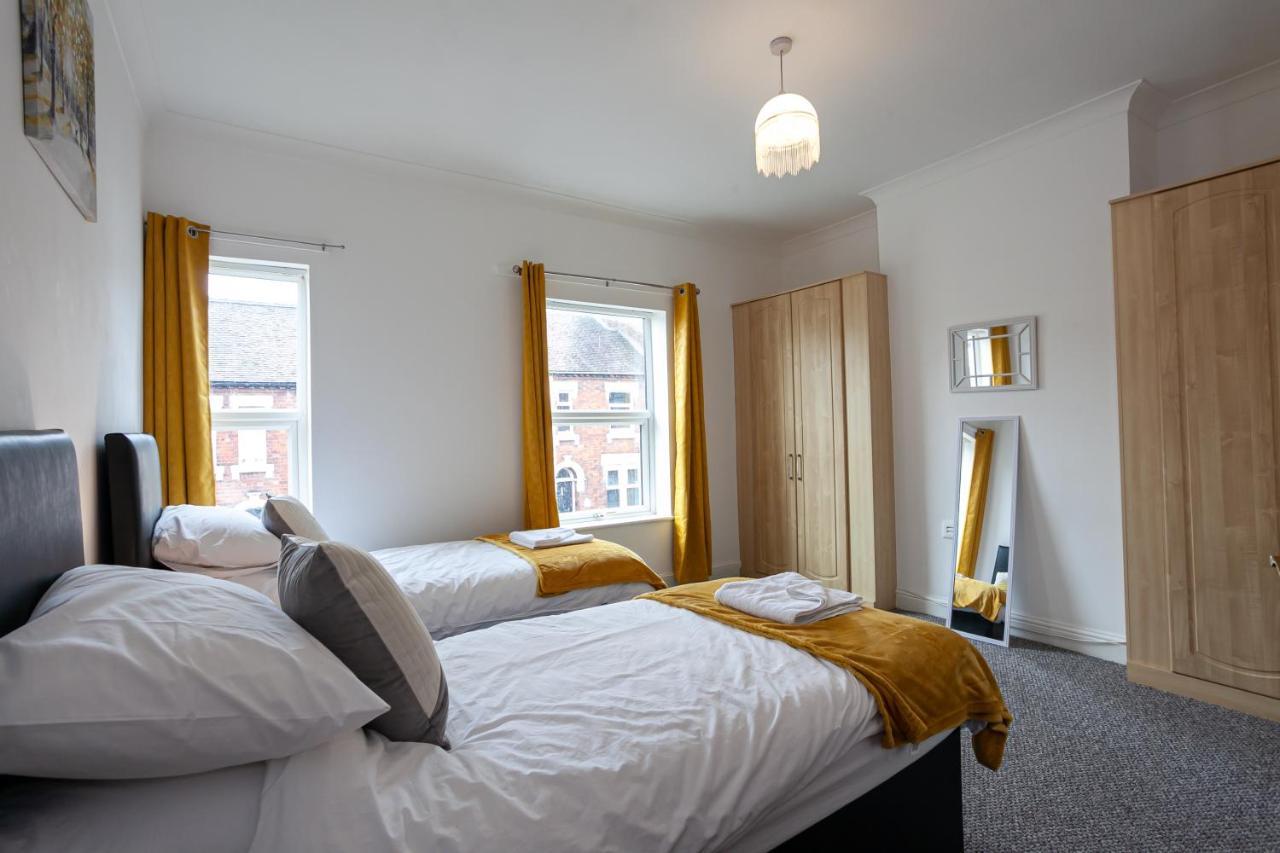 Stay Comfortable-City Centre Location- Sleeps Up To 9 Stoke-on-Trent Luaran gambar