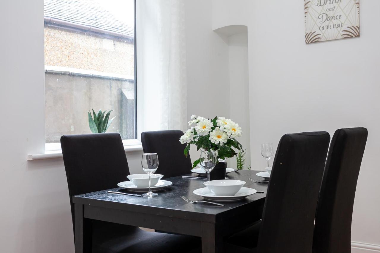 Stay Comfortable-City Centre Location- Sleeps Up To 9 Stoke-on-Trent Luaran gambar